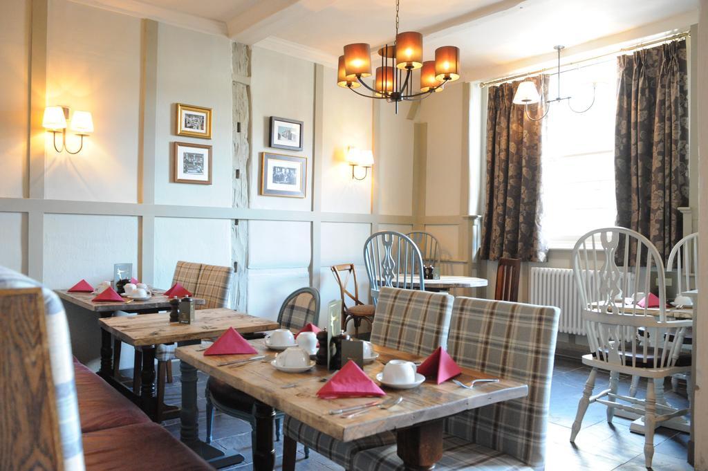 The Bull Hotel Stony Stratford Exterior photo