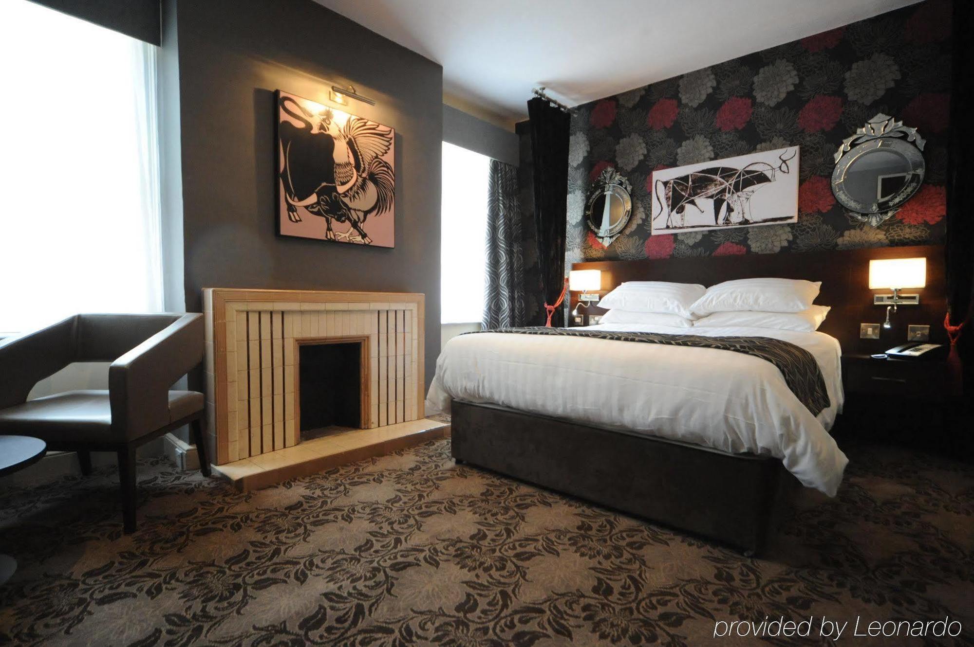 The Bull Hotel Stony Stratford Exterior photo